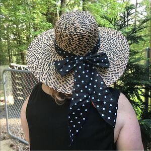 Kallina Straw Black Polka Dot Ribbon Round Sun Hat NWT